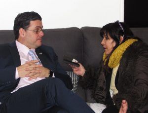 Miguel Villarroel con Elizabeth Araujo.