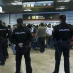 Policía aeroportaria