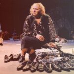 Con-un-pie-en-lo-que-viene…