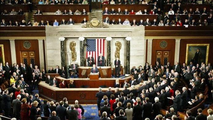 Senadores de EEUU exigen nuevas sanciones ante la crisis en Venezuela