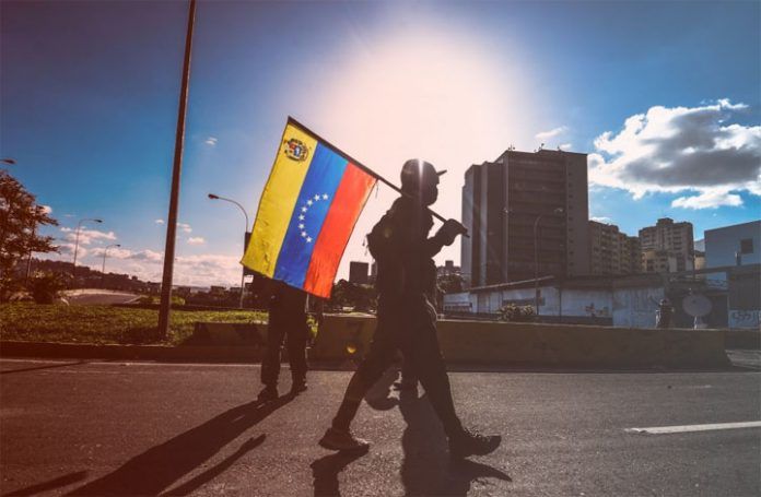 ¿Por qué se rebelan los venezolanos? - CARMEN BEATRIZ FERNÁNDEZ