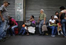 Crisis humanitaria en Venezuela es más alarmante que un posible default