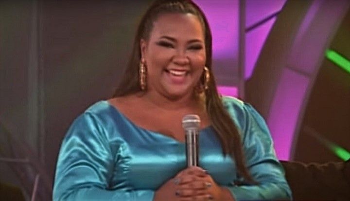 Reymar Perdomo enciende las redes al cantar por qué se fue de su país