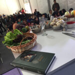 Si no te mata, te ganas un orgasmo en la mesa 4