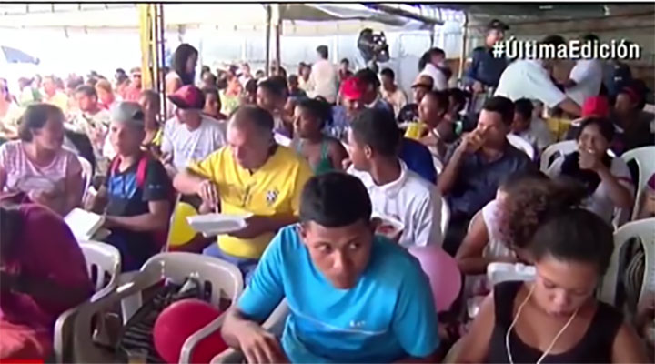 Reclusos colombianos donan sus almuerzos - Caracol TV
