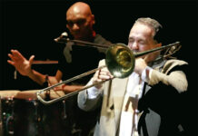El sello de Willie Colón en Venezuela Willie Colón en el Aula Magna de la UCV. 2008.