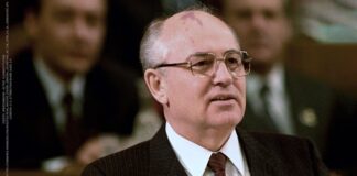 La primera vez de Gorbachov Gorbachov en el estadio Lenin